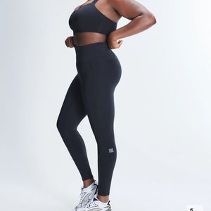 Savage X Fenty SKY-HI LOGO PATCH SUPER HIGH-WAIST POCKET LEGGING